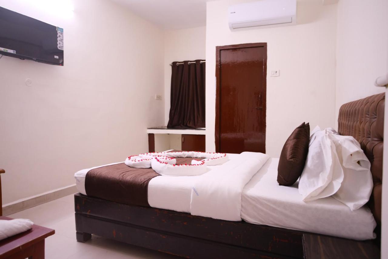 Ganesh Guest House Chennai Bagian luar foto