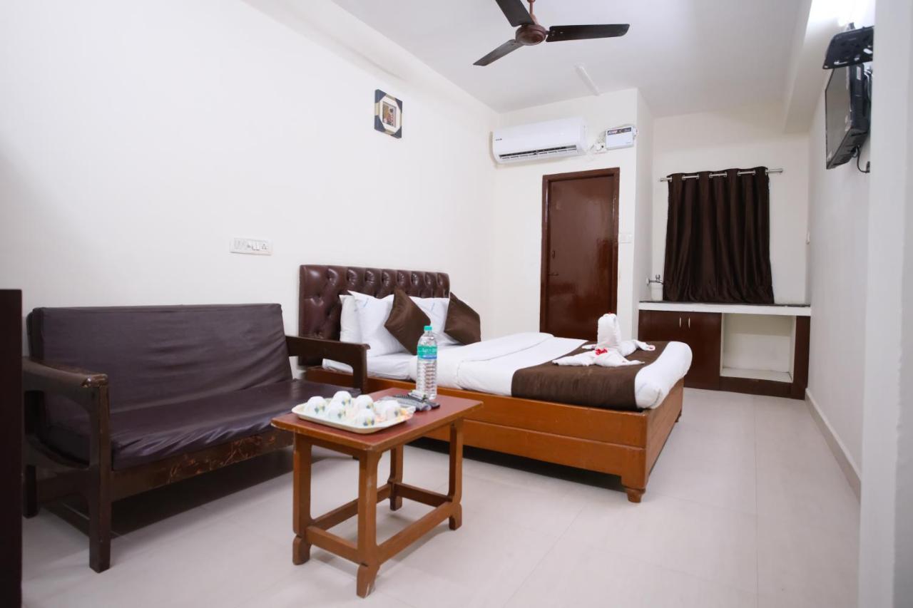 Ganesh Guest House Chennai Bagian luar foto